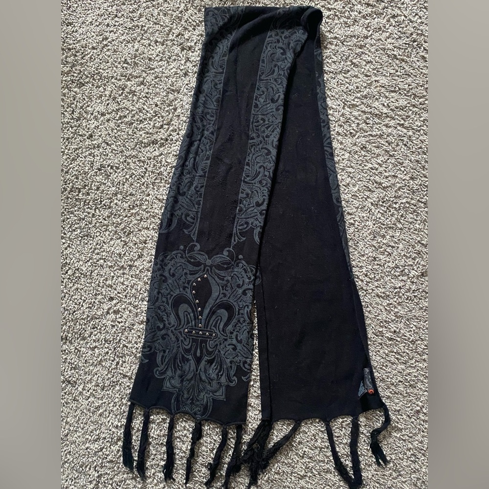 G by Guess scarf